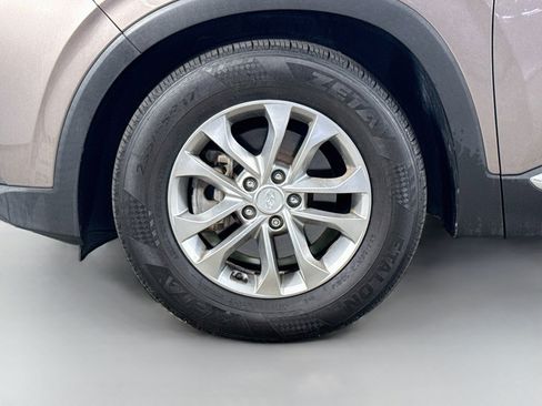 Used 2020 Hyundai Santa Fe SEL w/ Cargo Package FWD image 38
