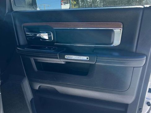 Used 2015 RAM 2500 Laramie w/ Convenience Group image 21