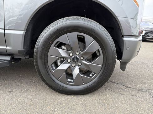 Used 2023 Ford F150 Lightning Lariat w/ Equipment Group 511A High image 32