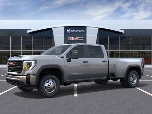 New 2026 GMC Sierra 3500 Pro AWD/4WD image 2