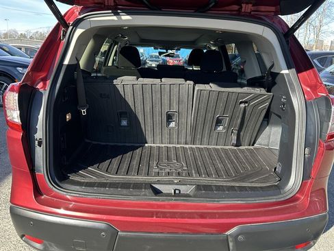 Used 2019 Subaru Ascent Premium AWD/4WD image 10