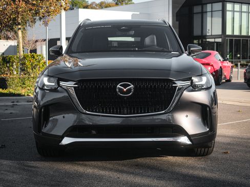 Certified 2025 MAZDA CX-90 3.3 Turbo S w/ Premium Package image 3