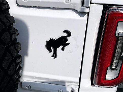 Certified 2023 Ford Bronco Wildtrak AWD/4WD image 8