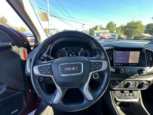 Used 2019 GMC Terrain Denali w/ Advanced Safety Package image 18