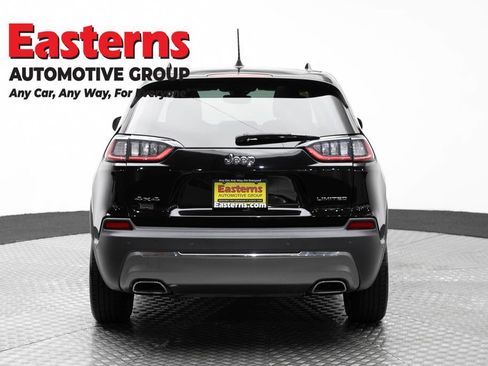 Used 2021 Jeep Cherokee Limited w/ Mopar Interior Package AWD/4WD image 6