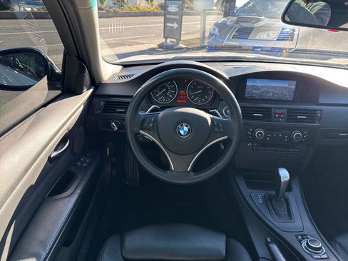 Used 2011 BMW 335i Sedan w/ Premium Pkg image 25