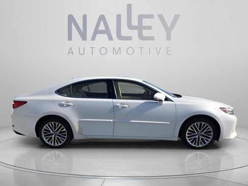 Used 2013 Lexus ES 350 w/ Luxury Pkg image 6