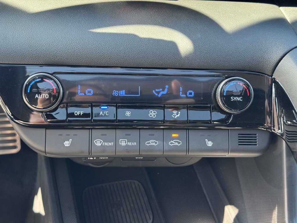 Used 2026 Hyundai Elantra SEL Sport Premium FWD image 28