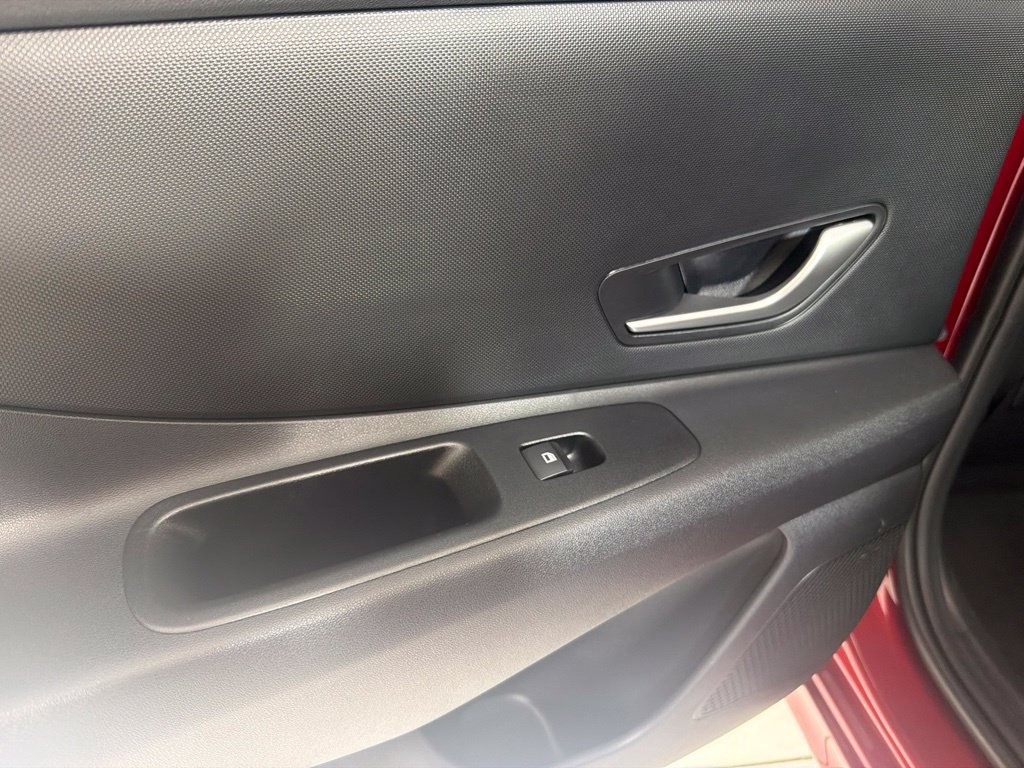 Certified 2025 Hyundai Elantra Hybrid FWD image 26