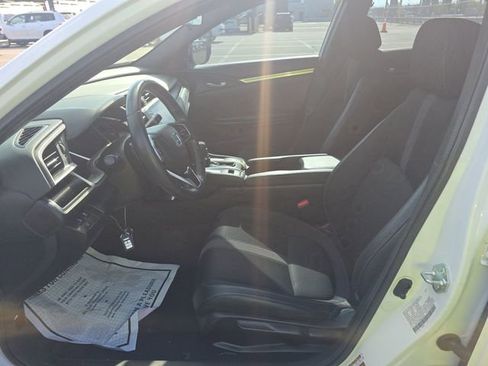 Used 2021 Honda Civic Sport image 6