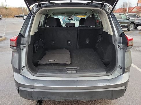 Used 2024 Nissan Rogue S image 7