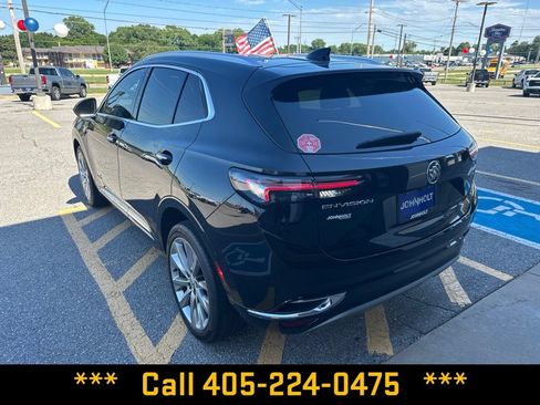 Used 2023 Buick Envision Avenir FWD image 4