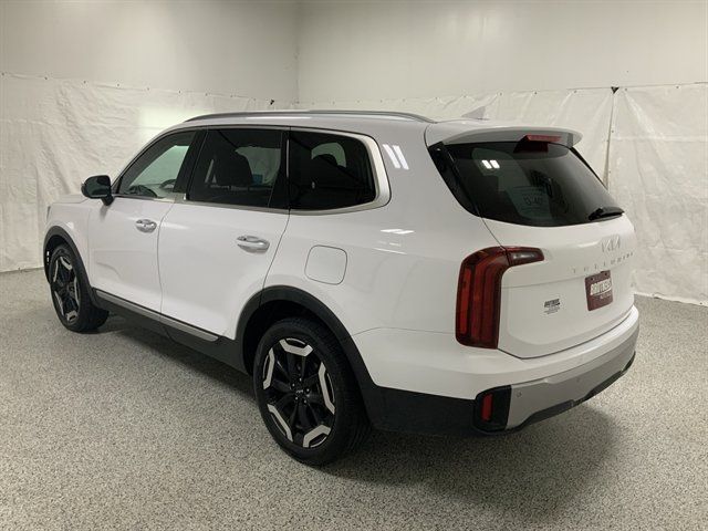 Used 2025 Kia Telluride S AWD/4WD image 6