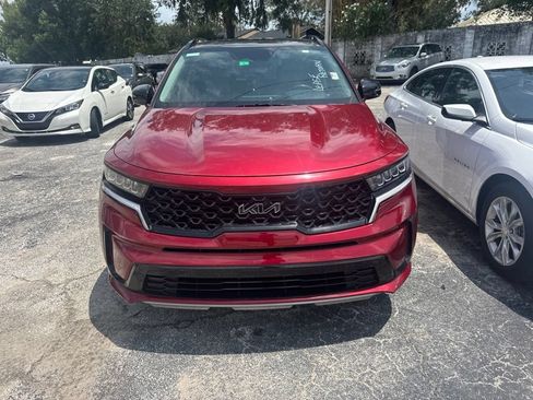 Used 2023 Kia Sorento S w/ Panoramic Sunroof Package FWD image 2