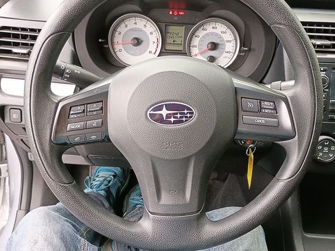 Used 2013 Subaru Impreza 2.0i Premium AWD/4WD image 19