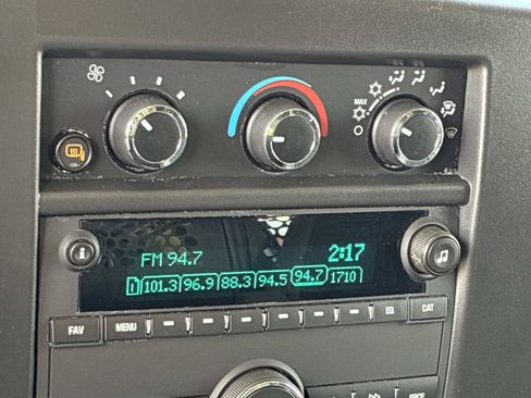Used 2025 GMC Savana 2500 w/ Driver Convenience Package RWD image 33