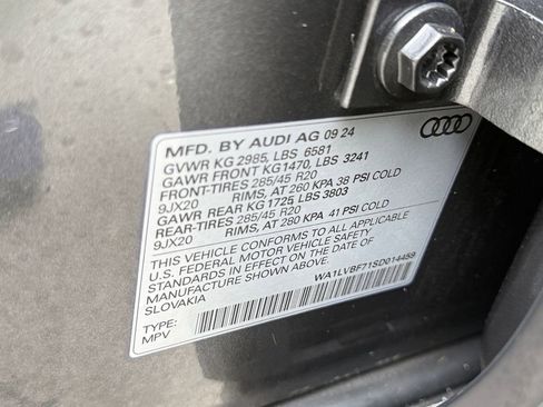 Used 2025 Audi Q7 3.0T Premium Plus AWD/4WD image 34