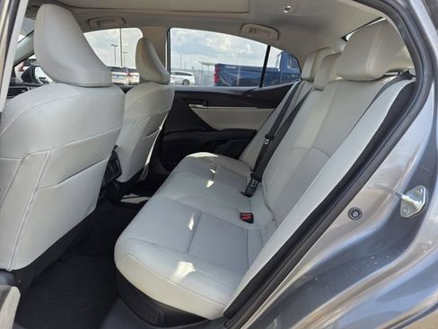 Used 2025 Toyota Camry XLE w/ Premium Package FWD image 19