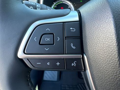 New 2025 Toyota Highlander XLE image 26