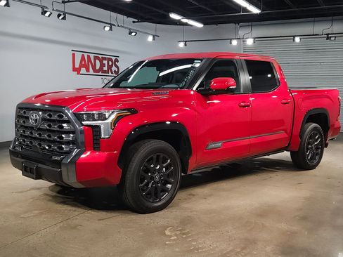 Certified 2025 Toyota Tundra Platinum AWD/4WD image 3