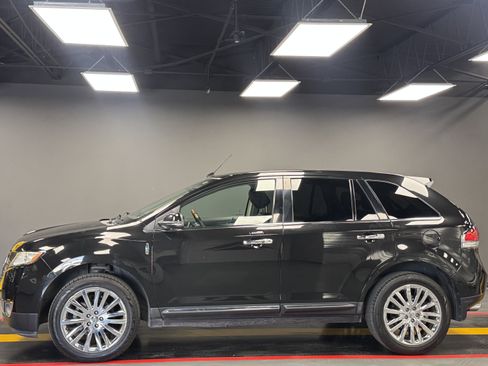 Used 2015 Lincoln MKX FWD w/ Equipment Group 102A image 3