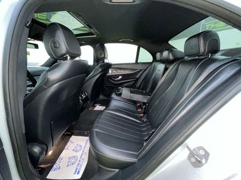 Used 2017 Mercedes-Benz E 300 image 25