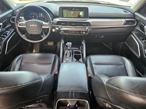 Used 2022 Kia Telluride S image 19
