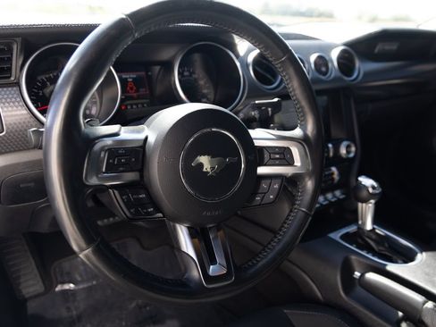 Used 2019 Ford Mustang GT w/ GT Performance Package RWD image 11