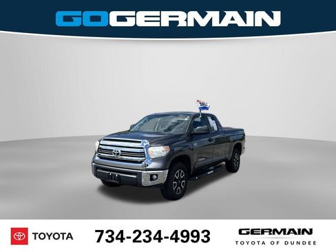 Used 2017 Toyota Tundra SR5 AWD/4WD image 1