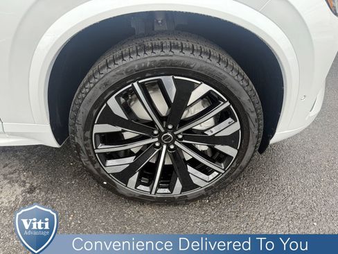 New 2026 Volvo XC90 B6 Plus w/ Protection Package AWD/4WD image 10