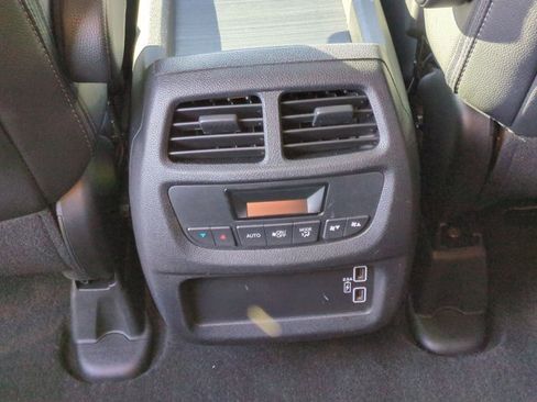 Used 2019 Honda Pilot EX-L image 17