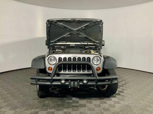 Used 2013 Jeep Wrangler Sport AWD/4WD image 4