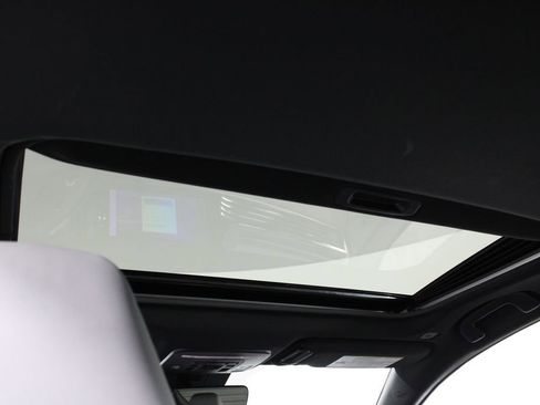 Used 2025 Toyota Camry SE w/ Multimedia Upgrade Package FWD image 21