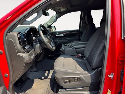 Used 2023 Chevrolet Silverado 1500 LT w/ Protection Package AWD/4WD image 11