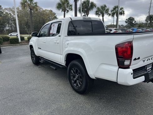 Used 2023 Toyota Tacoma SR5 image 8