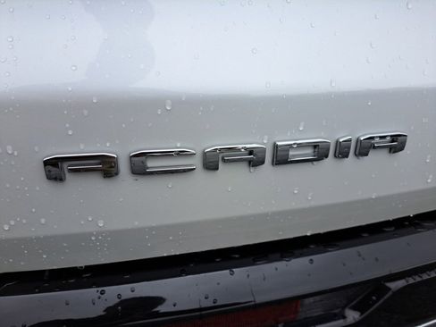 Used 2024 GMC Acadia Denali w/ Super Cruise Package FWD image 35
