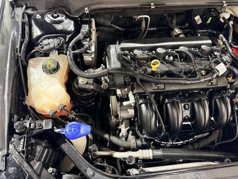 Used 2016 Ford Fusion SE image 28