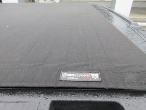 Certified 2022 Chevrolet Silverado 1500 RST AWD/4WD image 14