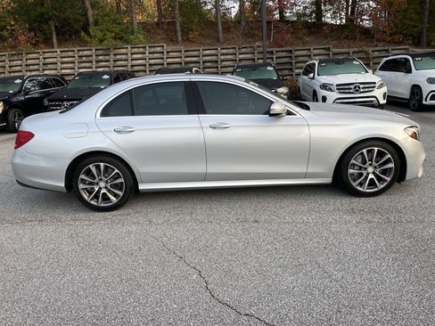 Used 2020 Mercedes-Benz E 450 4MATIC Sedan image 5