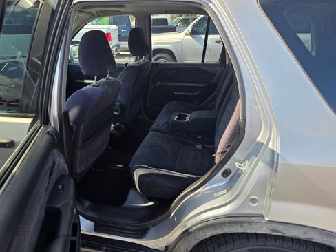 Used 2005 Honda CR-V EX image 21