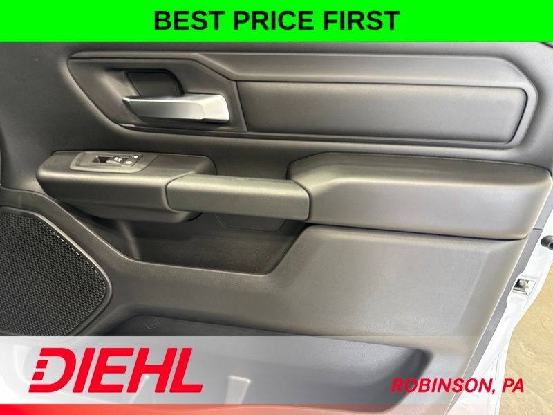 New 2026 RAM 1500 Warlock AWD/4WD image 14