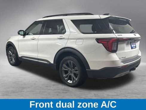 Used 2025 Ford Explorer Active w/ Active Comfort Package AWD/4WD image 9
