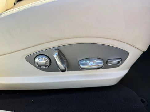 Used 2016 Porsche Panamera Turbo image 18