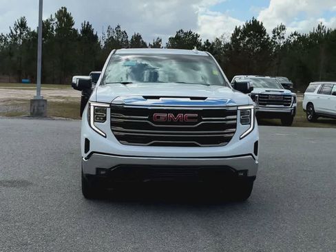 Used 2022 GMC Sierra 1500 SLT image 3