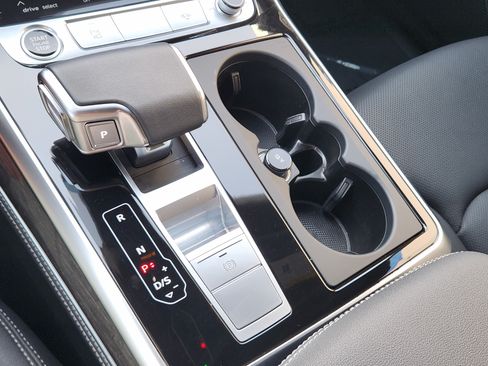 Used 2026 Audi Q8 Premium Plus AWD/4WD image 20