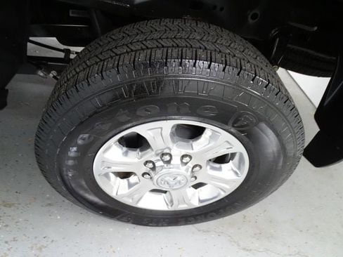 Certified 2025 RAM 2500 Big Horn AWD/4WD image 27