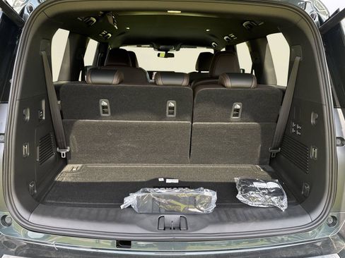 New 2026 Nissan Armada SL w/ Captain's Chari Seat Package AWD/4WD image 28