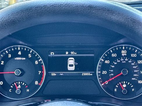 Used 2022 Kia Forte LXS image 19