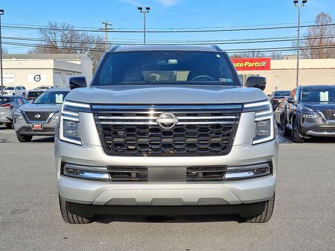 Certified 2025 Nissan Armada SL w/ Captain's Chari Seat Package image 2