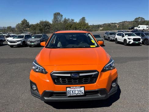Used 2018 Subaru Crosstrek 2.0i Premium AWD/4WD image 2